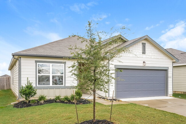 Foto del edificio - 4021 Fringe Tree Ln