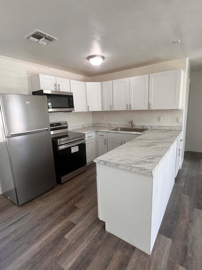 Coolidge Casitas 24142416 W Coolidge St Phoenix, AZ Apartments for