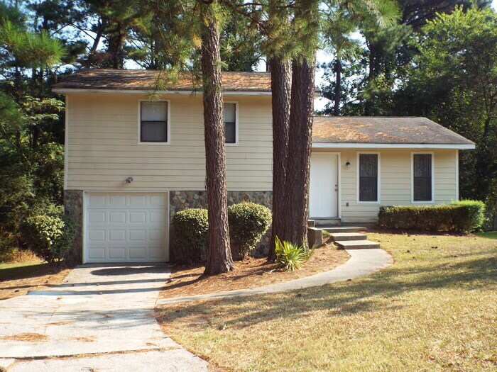 Primary Photo - 4539 Doral Dr SW