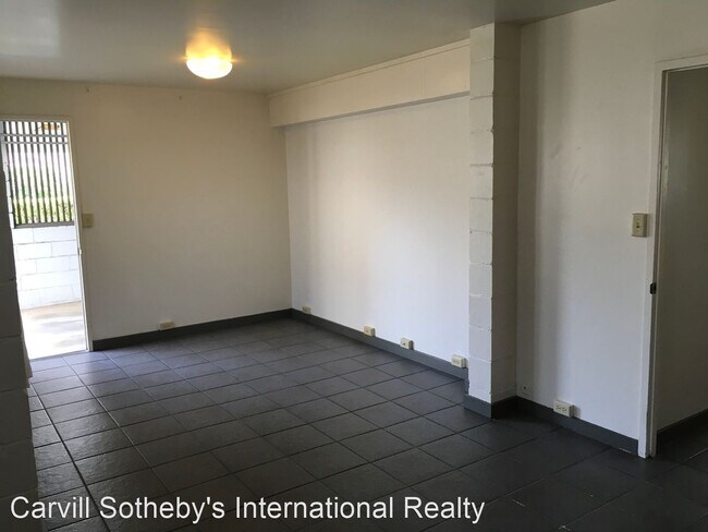 Building Photo - Studio, 1 bath House - 2766 Manoa Rd