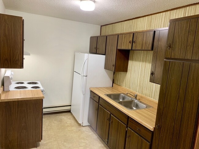 Building Photo - 714 Powell St