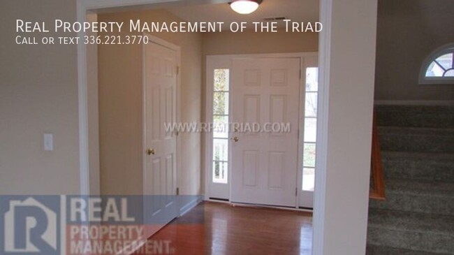 Foto del edificio - Lovely 3BR/2.5BA Home in Reedy Fork Ranch