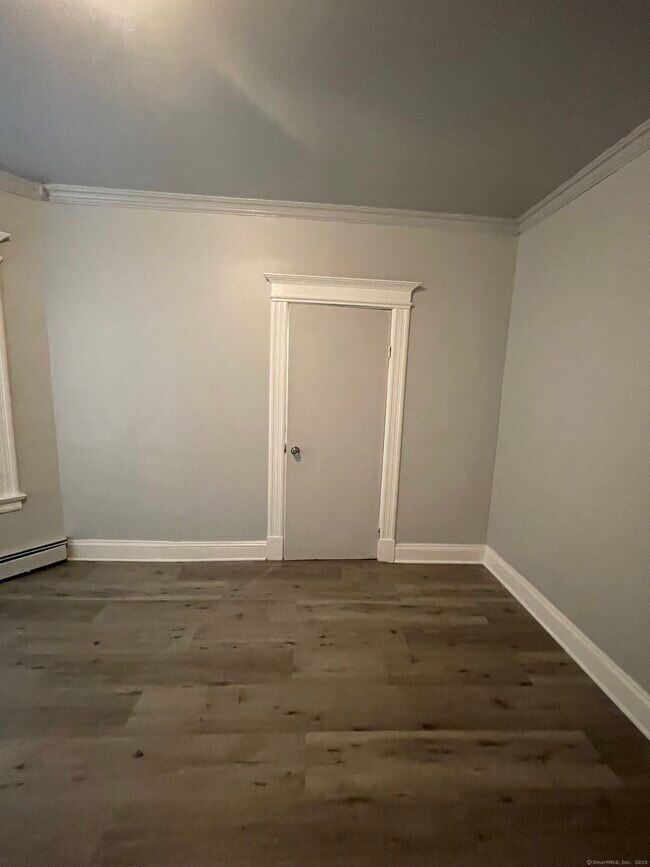 Foto del edificio - 424 Edgewood St