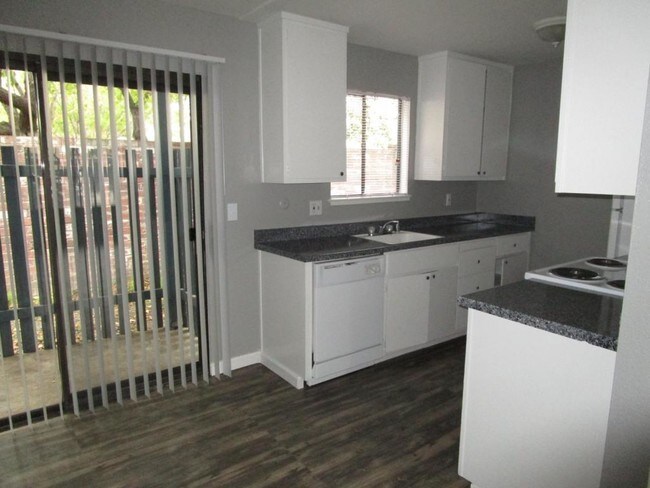Foto del edificio - 3266 Blue Ridge Circle