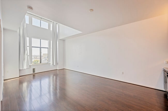 Foto del edificio - 3801 San Pablo Ave