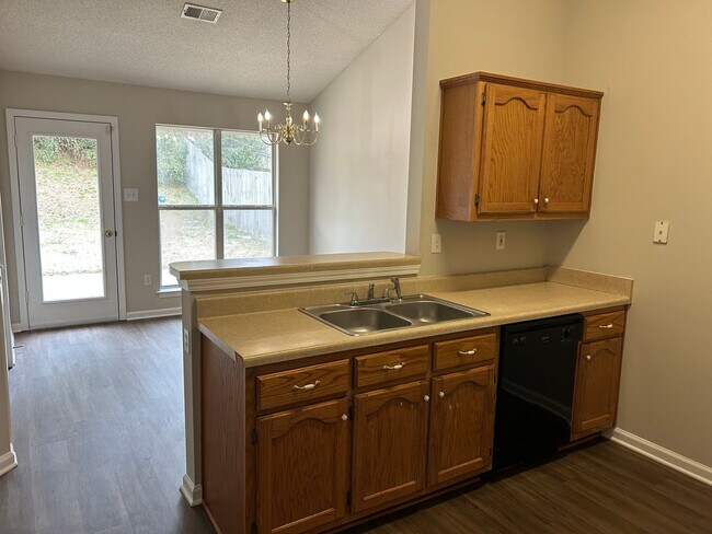 Building Photo - 5371 Bradley Dr