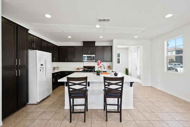 Building Photo - 2890 S Via Belamaria