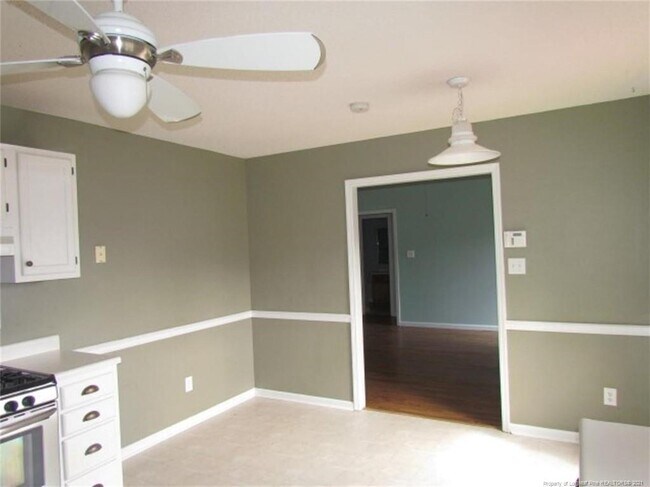 Building Photo - 1411 Furnish Dr