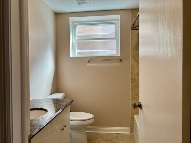 Building Photo - 6842 W 79th St