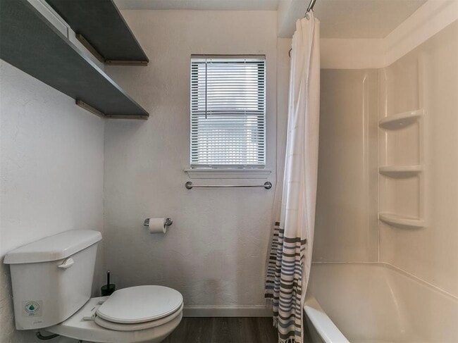 Photo - 931 NW 7th St Apartment