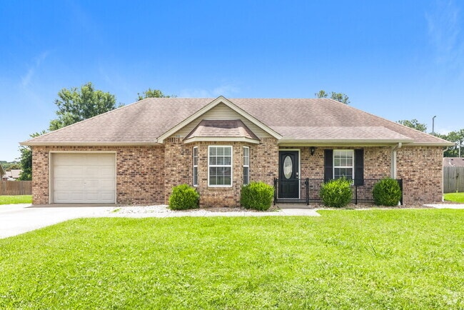 Building Photo - 8003 Westfork Dr