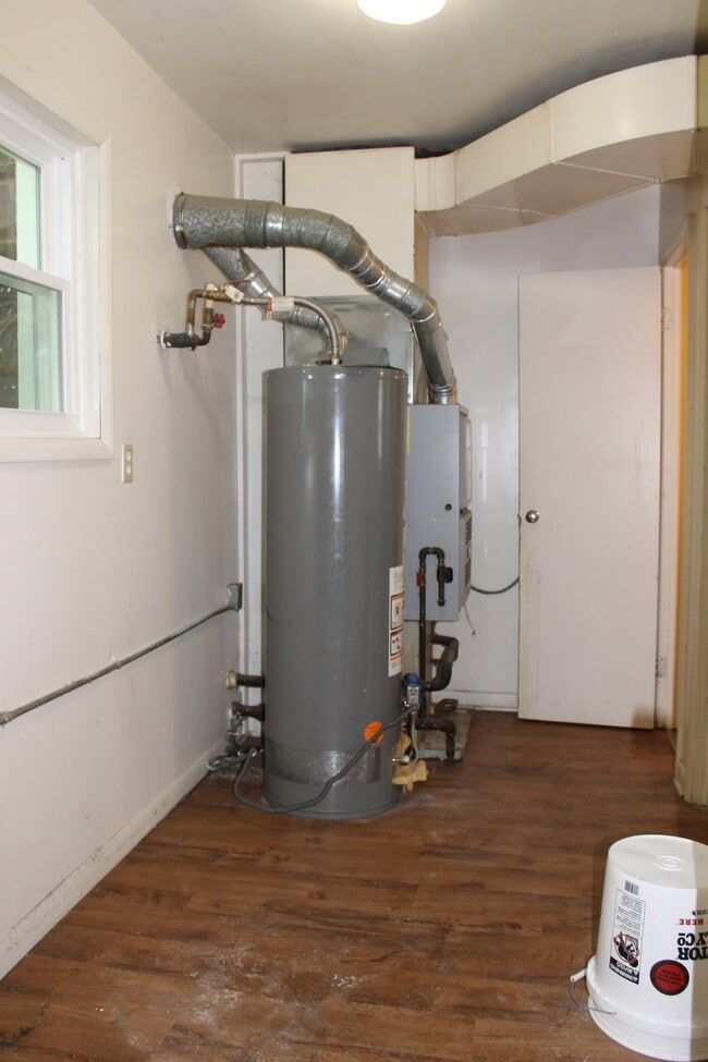 Utility Room - 727 Washington St