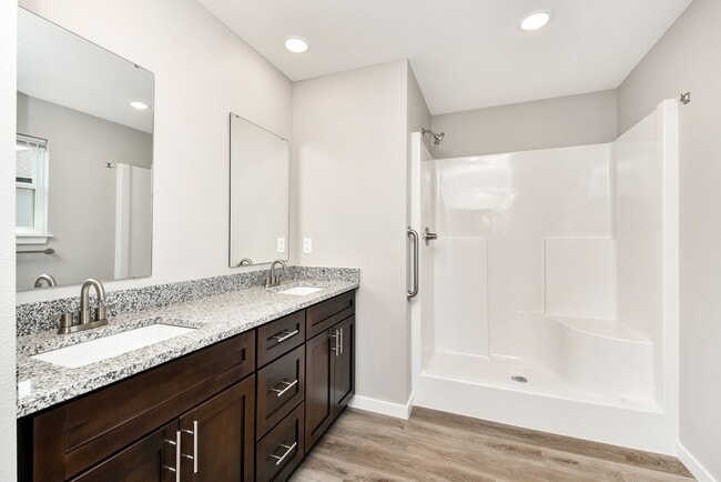 Building Photo - Great spacious home in Willard