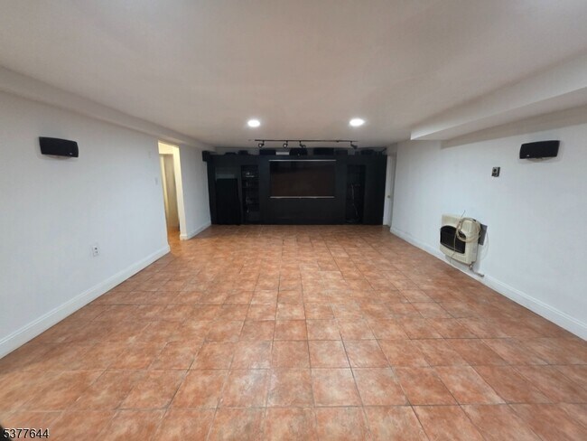 Foto del edificio - 86 Keer Ave
