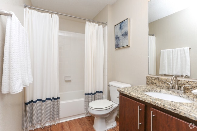 Interior Photo - 83 Reserve