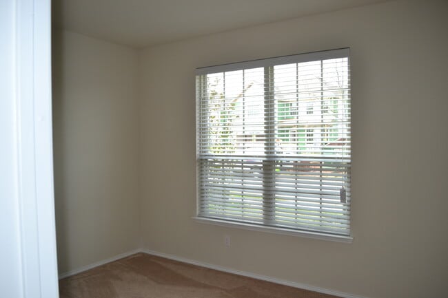 Building Photo - House for Lease in Sherman