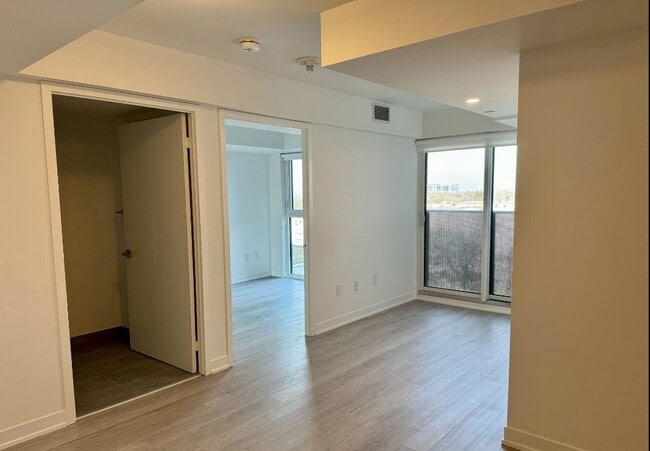 Building Photo - 480 Wilson Ave