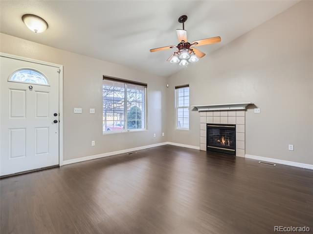 Foto del edificio - 763 Ridgebury Pl