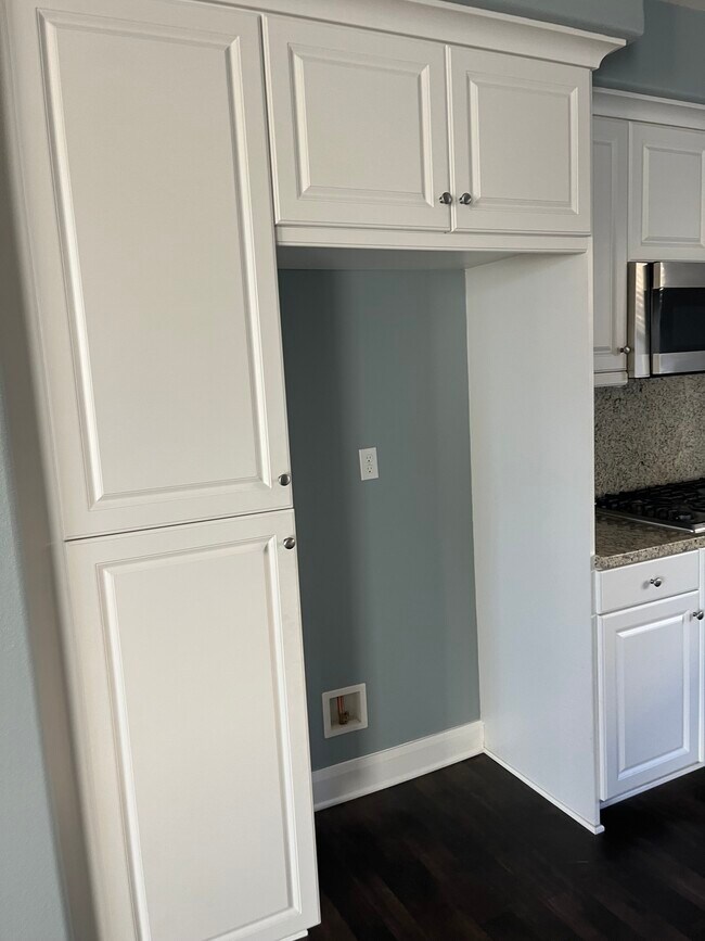 Foto del edificio - 7363 Luminaire Pl