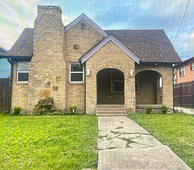 Foto principal - 3819 Roseland Ave