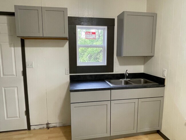 Foto del edificio - 526 4th St SW