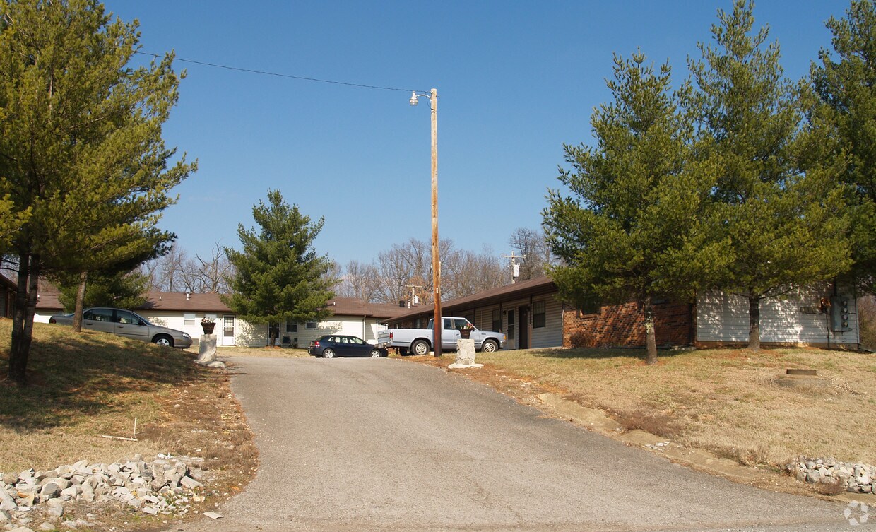 Mason Court Apartments Skyline Dr Dickson TN 37055 Apartments com Mason Court Apartments Skyline Dr Dickson TN 37055 Apartments com