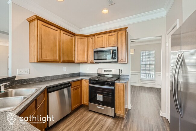Building Photo - 12733 Oakton Hunt Dr, Charlotte, NC, 28262