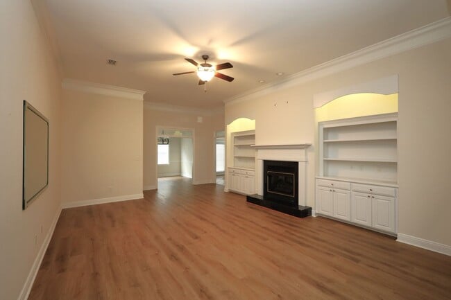 Foto del edificio - 3337 Noble Wy