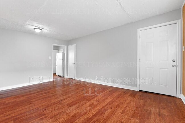 Foto del edificio - 1431 Nightingale Rd