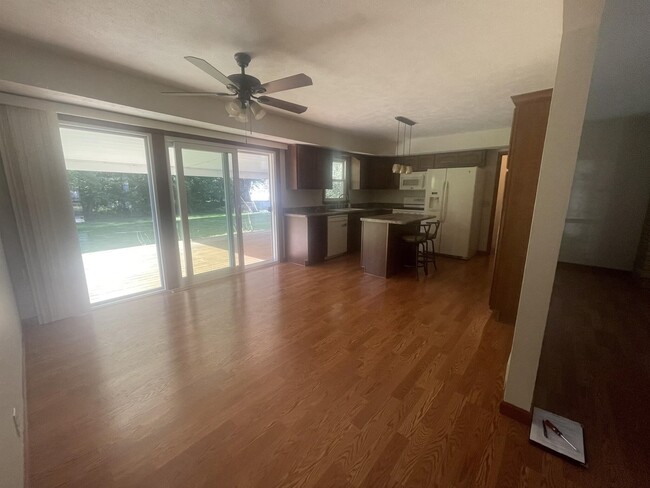 Diningroom / Kitchen - 7708 Buffalo Grove Rd