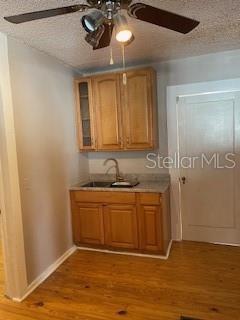 Foto del edificio - 912 E St Clair St