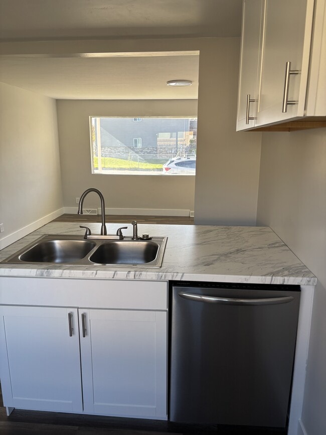 Building Photo - 520 N Wabash Ave