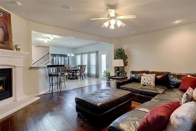 Building Photo - 4100 Comanche Dr