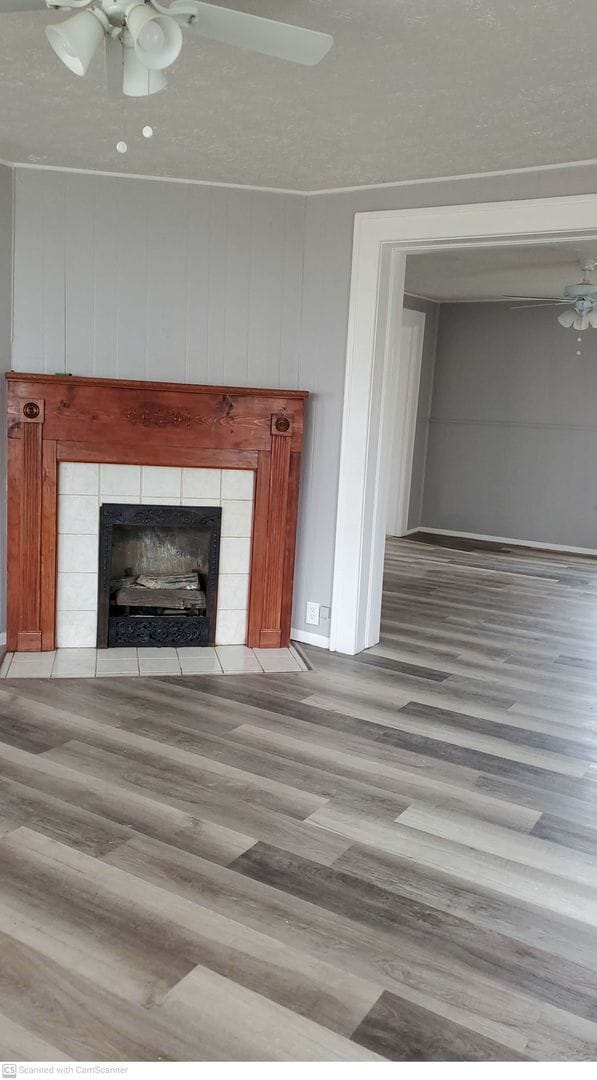 Foto del edificio - Renovated 3 bed 1 bath home with washer/dryer hook ups!