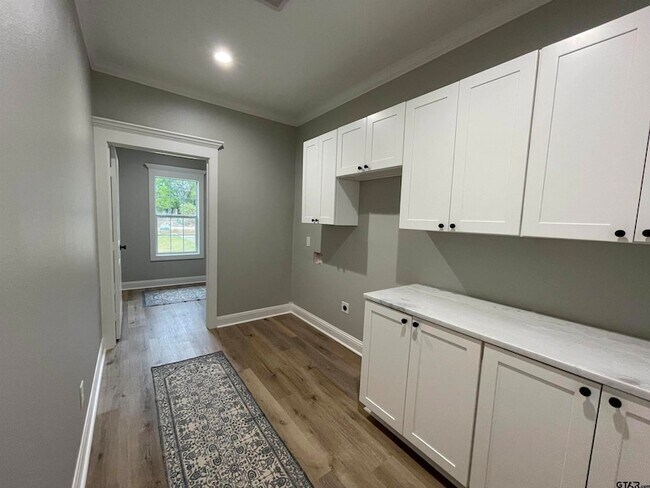 Building Photo - 13024 Clydesdale Ct