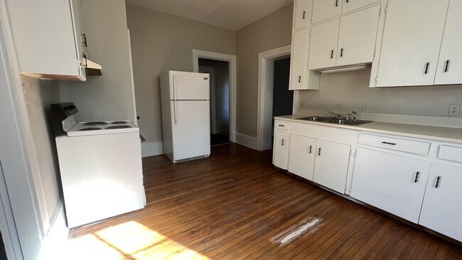 Foto del edificio - 1129 Rivermont, Unit 2