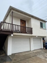 Building Photo - 1837 S Highland Ave