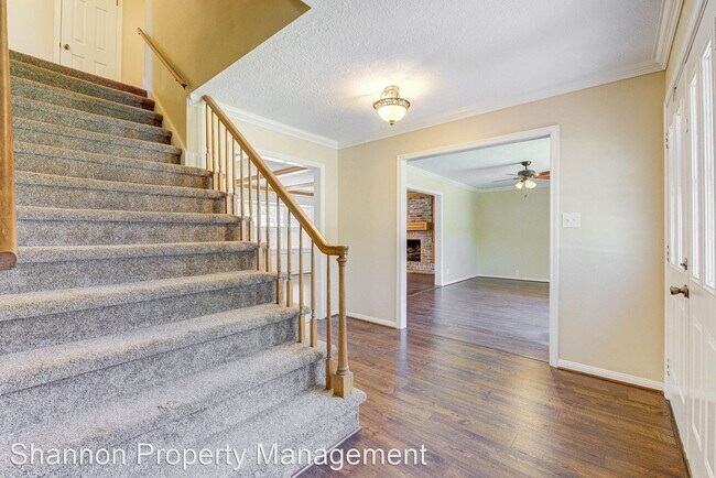 Foto del edificio - 4 br, 2.5 bath House - 319 Shadow Creek Dr