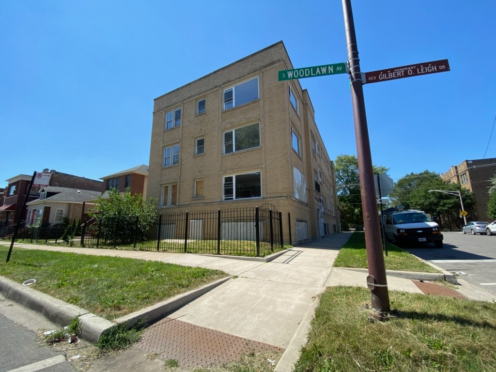 Primary Photo - 1155 E 72nd St