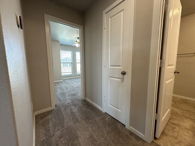Building Photo - 3-Bed Home with Cozy Fireplace in Bell Farms!