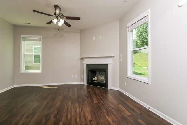 Building Photo - 377 Crawford Pkwy