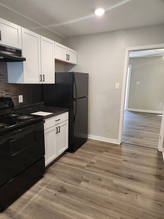 Foto principal - 104 4th St NE