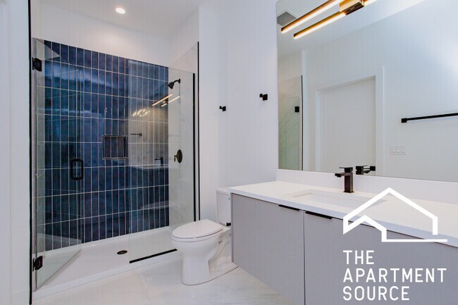 Foto del edificio - 3821 N Ashland Ave