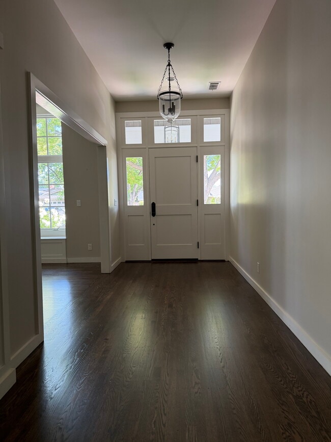 Foto del edificio - 850 Cherrystone Dr
