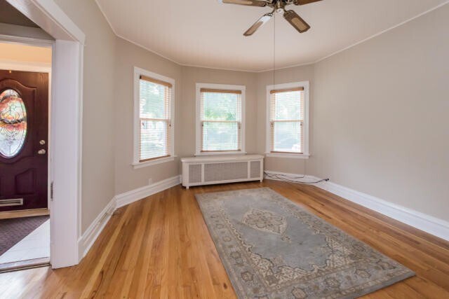 Foto del edificio - 4912 N Oakley Ave
