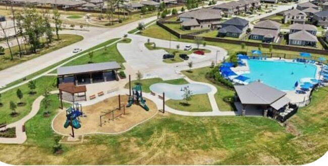 Foto del edificio - 21349 Pne Ml Dr