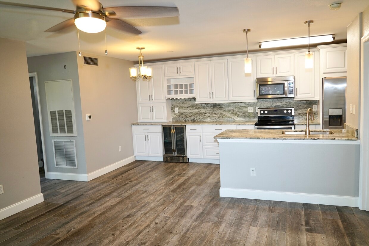 Photo - 2520 Grassy Point Dr (Lake Mary, FL)