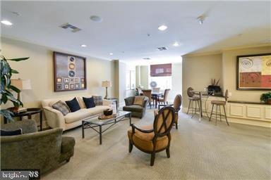 Foto del edificio - 1111 25th St NW