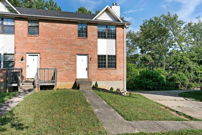 Foto del edificio - 110A Melanie Ln