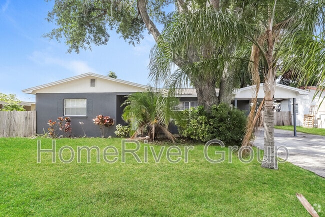 Building Photo - 2423 E Civitan Ave